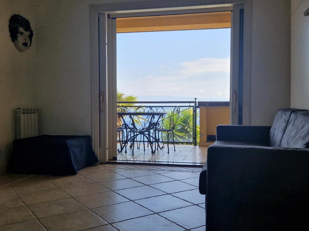 Taormina Bella Vista Apartment In Center With Pool By Taormina Holidays Exterior foto