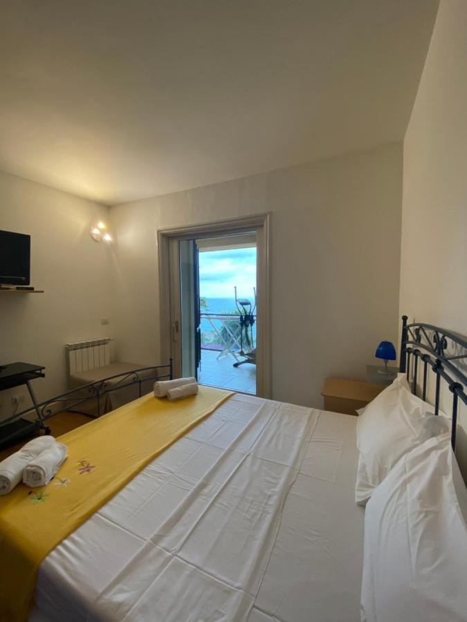 Taormina Bella Vista Apartment In Center With Pool By Taormina Holidays Exterior foto